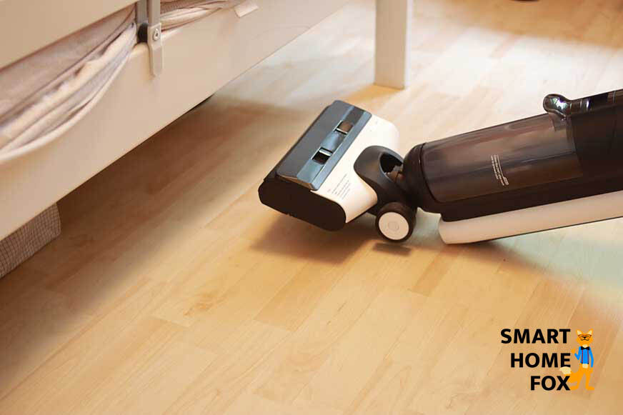 Tineco Floor One S5 unter Möbeln